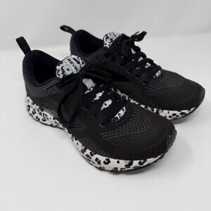Brooks Black and White Women's Sneakers